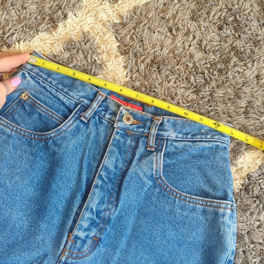 Bonjour Vintage Denim High Rise Jeans With Zipper Bow Design Rear Hem Size 26" - Picture 3 of 13